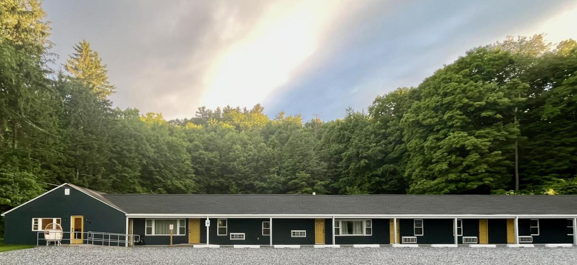 East Rock Inn Great Barrington Exterior foto